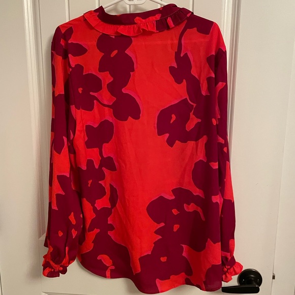 Beautiful printed top - Picture 4 of 4